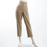 シンプルデザインテーパードパンツ