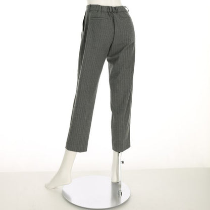 テーパードパンツ