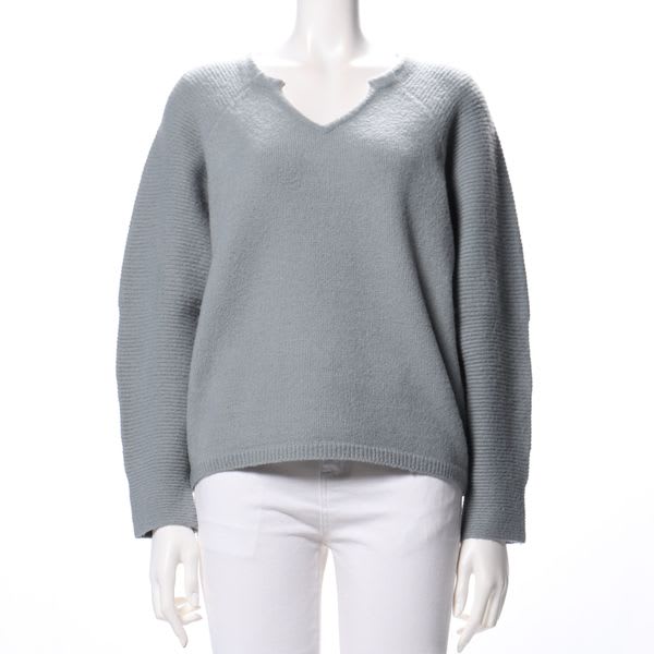 オープンフロントネックニット