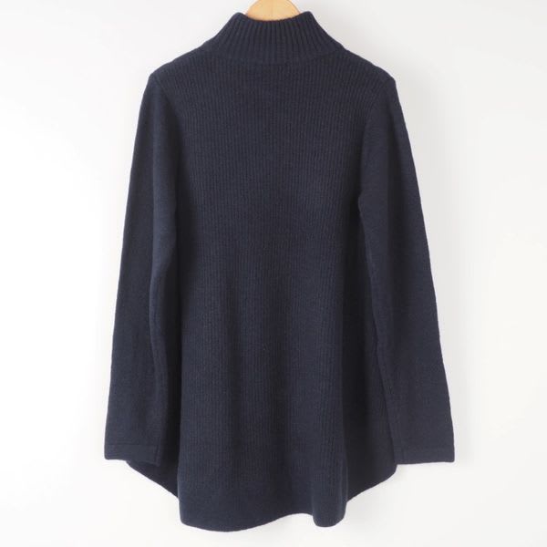 ボトルネックゆったりニット