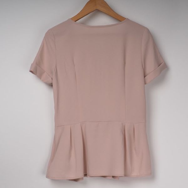 ぺプラムデザインブラウス