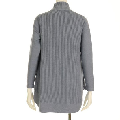 バックテールハイネックニット