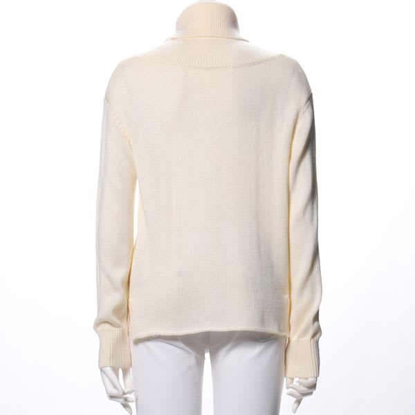 シンプルシルエットタートルネックニット