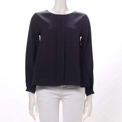 フロントデザインラウンドネックブラウス