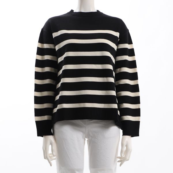 ボーダー柄クルーネックニット