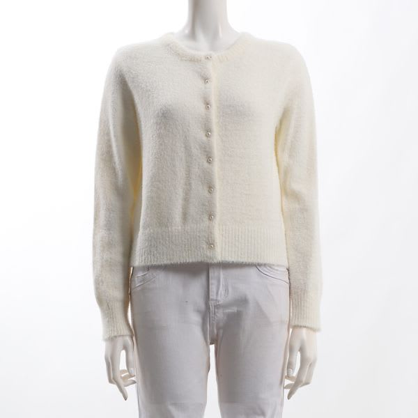 パールボタンカーディガン