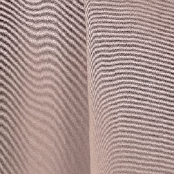 タック入りフレアスカート