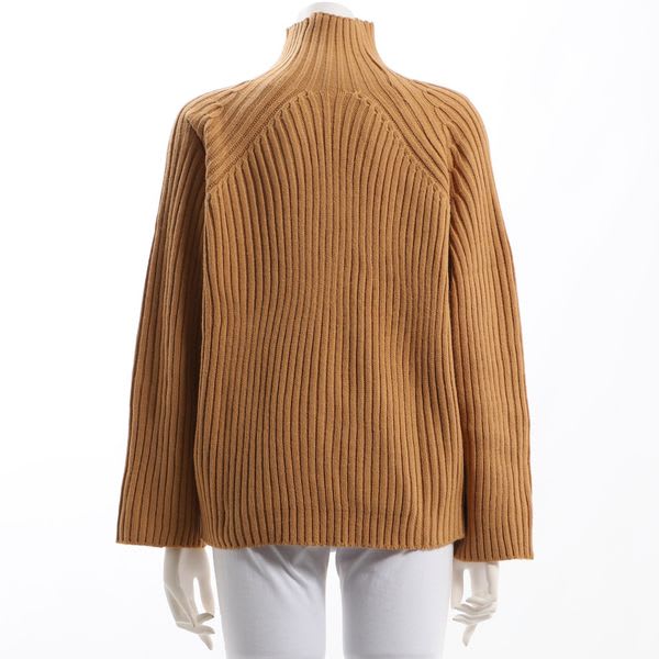 ハイネックニット