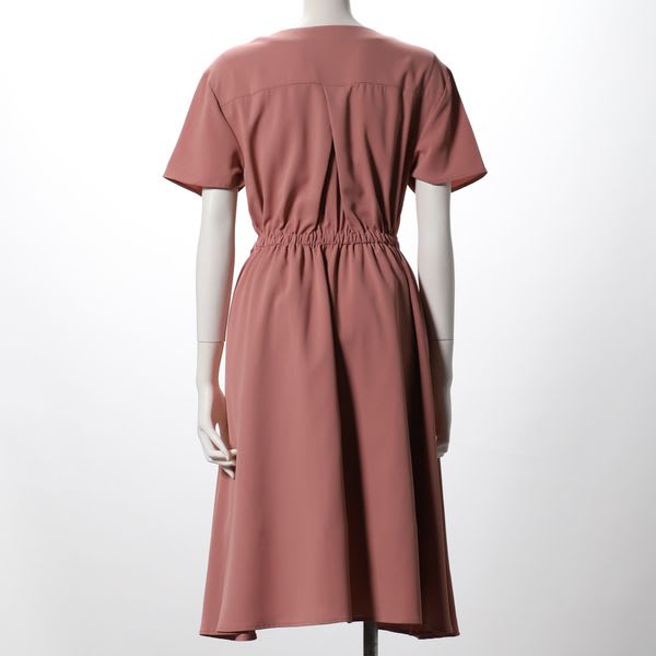 くるみボタンリボンベルト付きワンピース