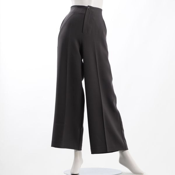 シンプルシルエットワイドパンツ