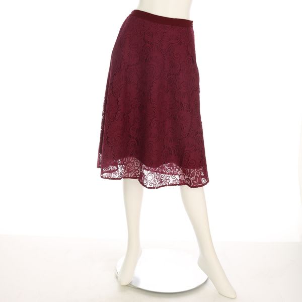 総レースフレアスカート