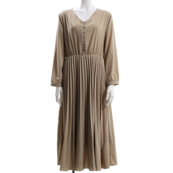 くるみボタンプリーツワンピース