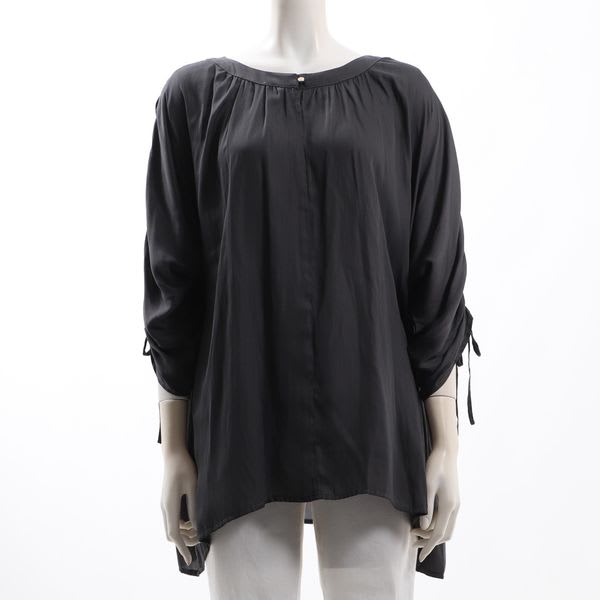 ドロストシャーリングブラウス