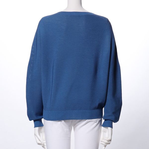 ドルマンスリーブニット