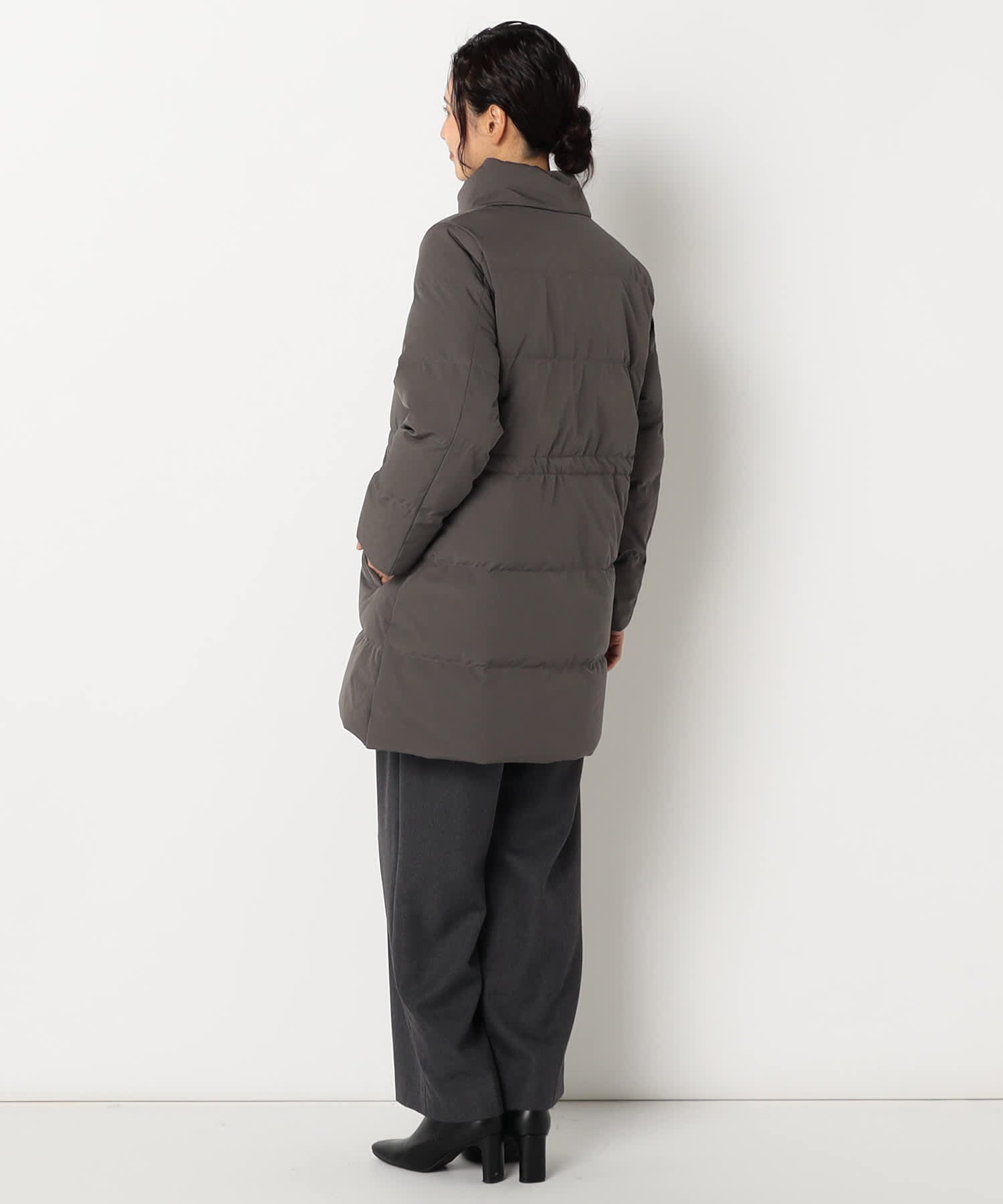 【特別価格20%OFF】軽やかシンプルダウンコート