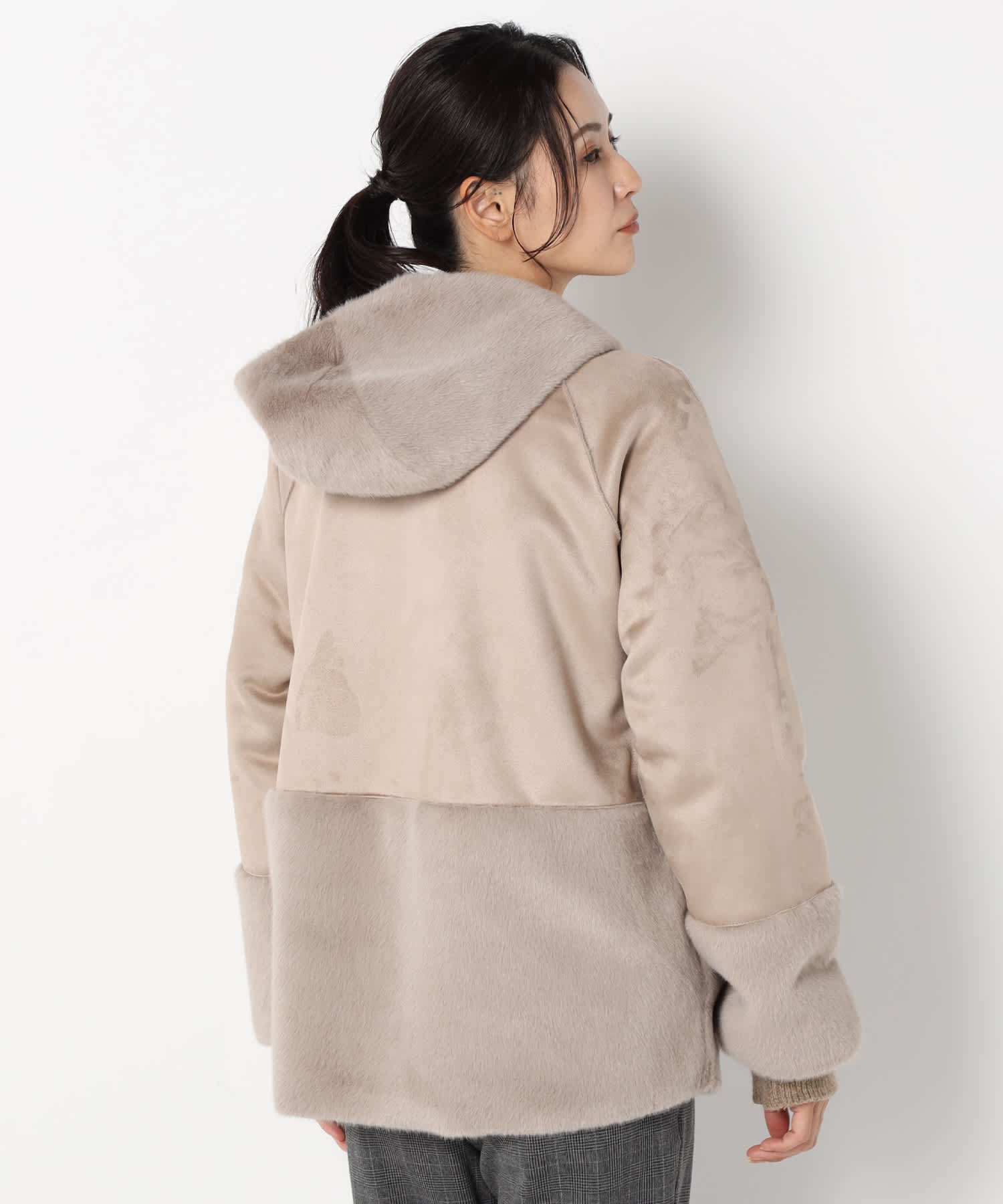 【特別価格20%OFF】ファー軽やかジャケット