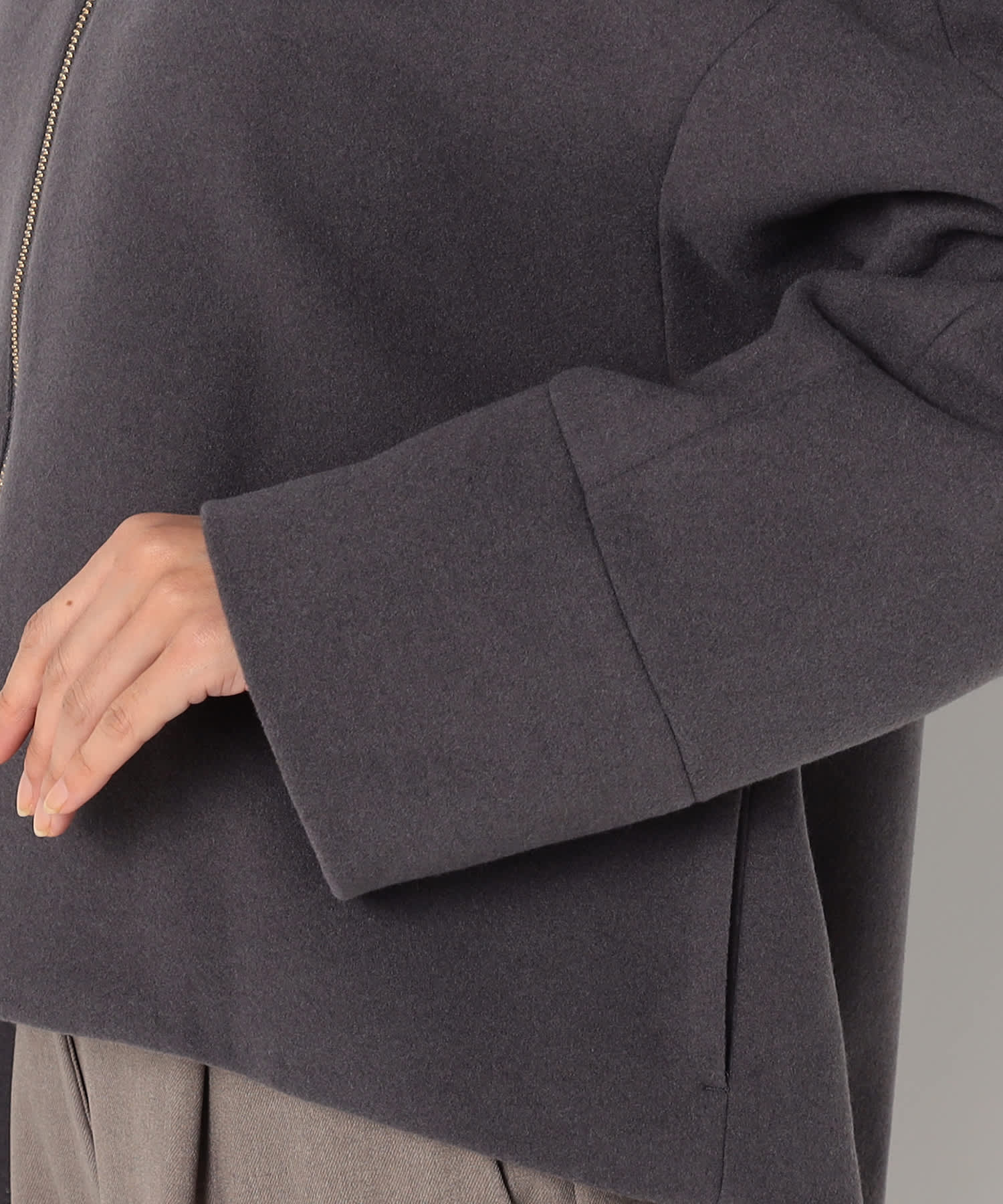 【特別価格20%OFF】シンプルジップジャケット