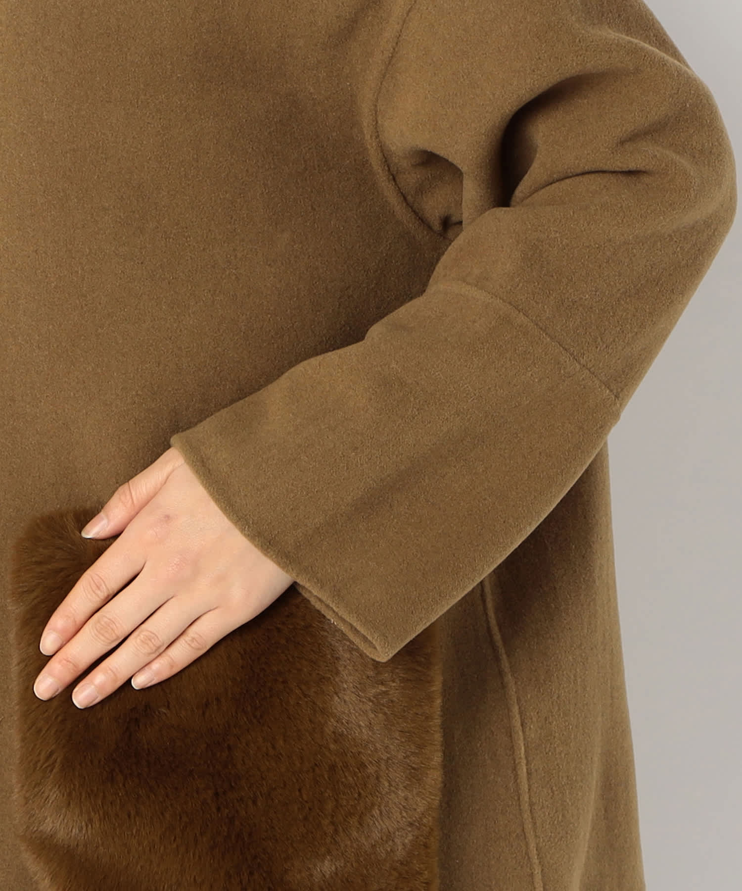 【特別価格20%OFF】ファーシンプルアウター