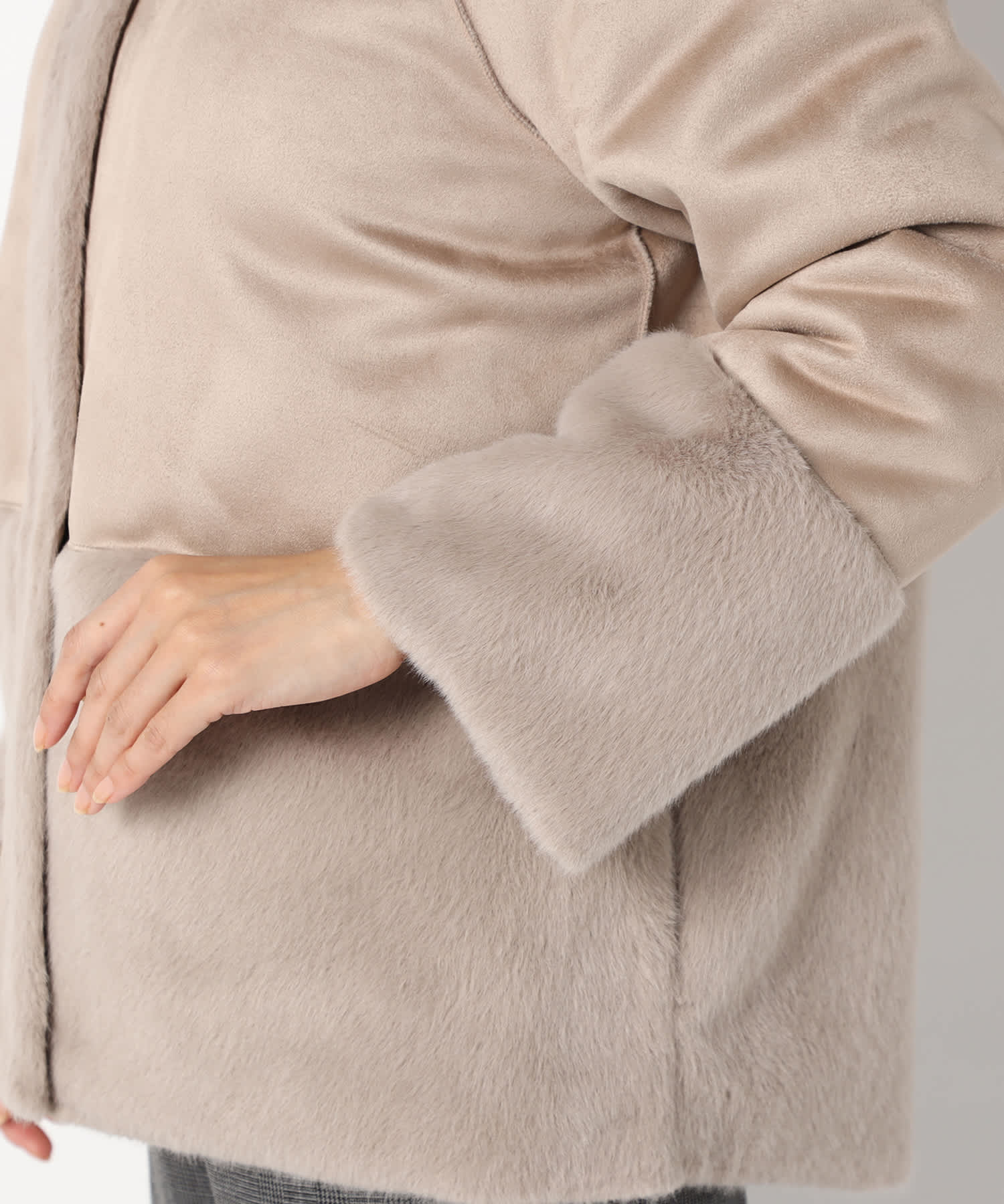 【特別価格20%OFF】ファー軽やかジャケット