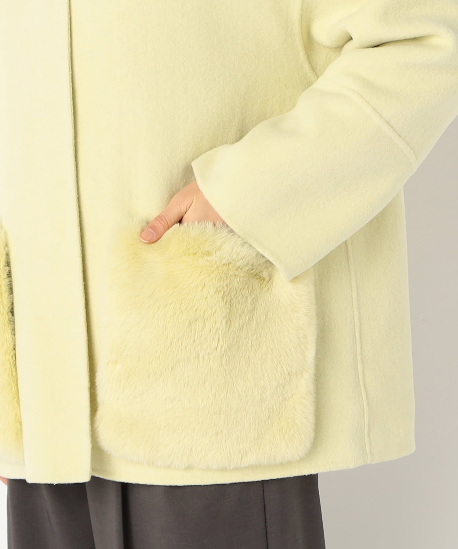 【特別価格20%OFF】ファーシンプルアウター