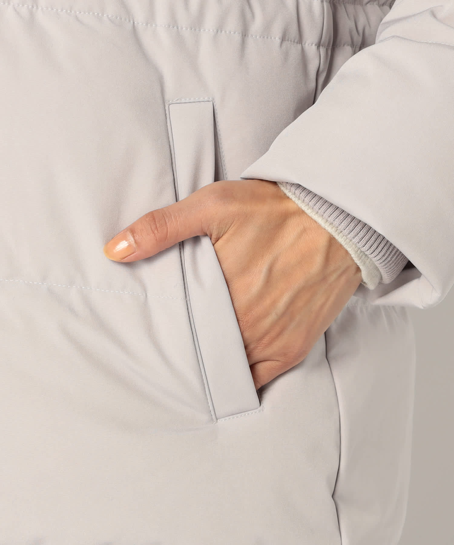 【特別価格20%OFF】軽やかシンプルダウンコート