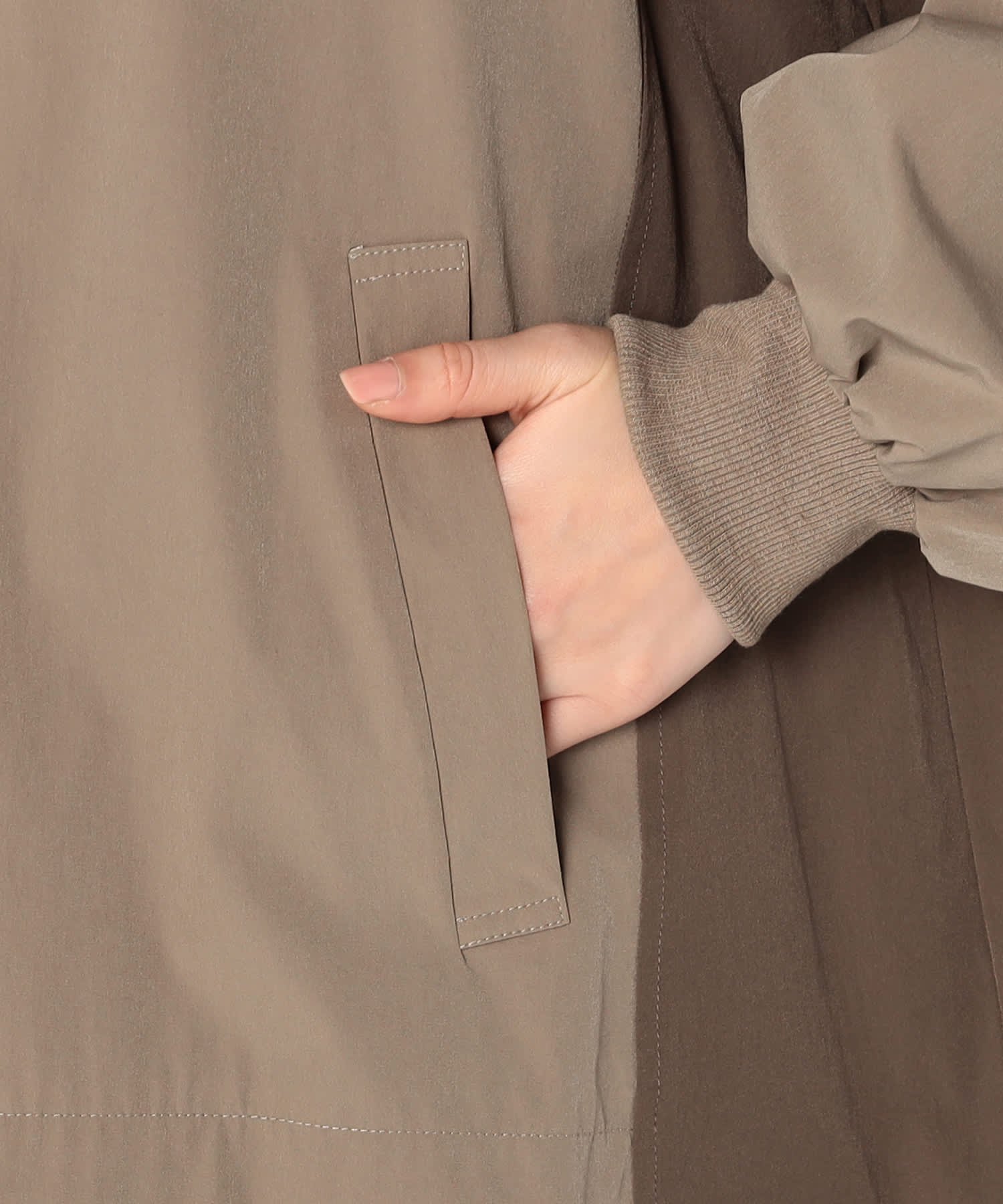 【特別価格20%OFF】シンプルフードアウター