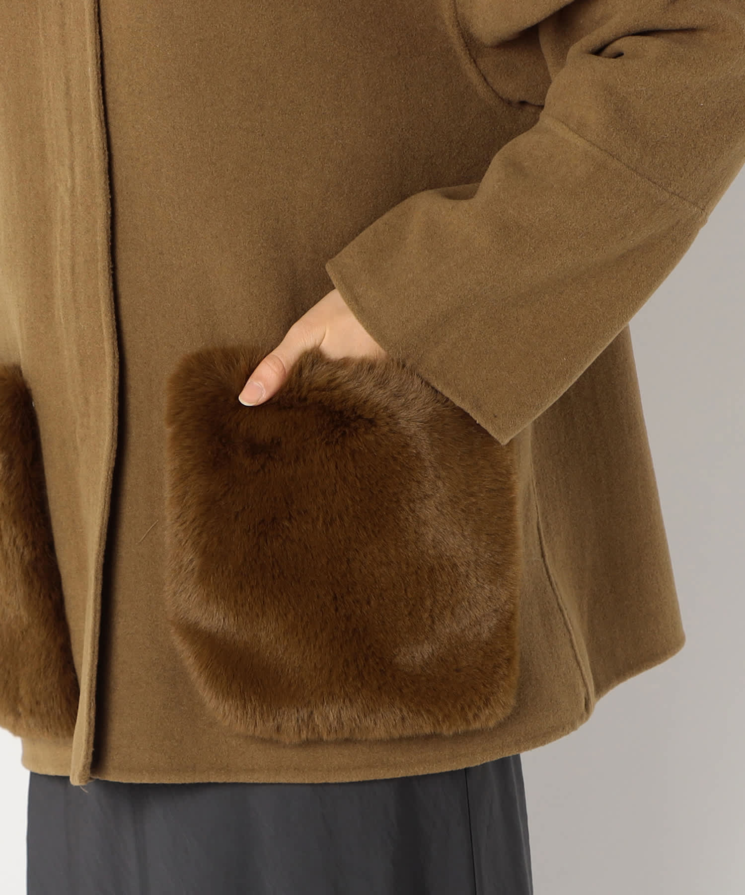 【特別価格20%OFF】ファーシンプルアウター