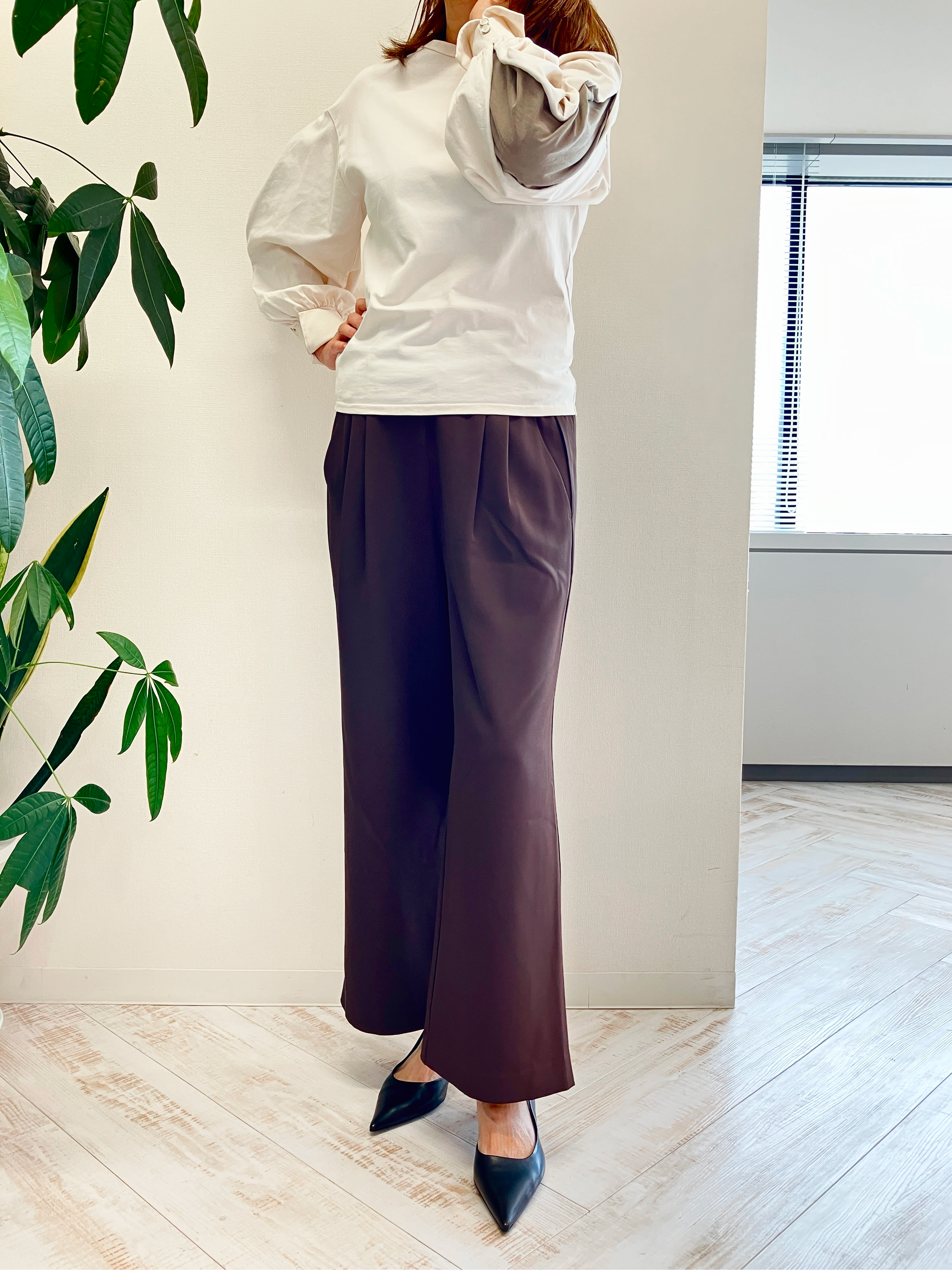 ベルト付きタックパンツ【ブラウン】