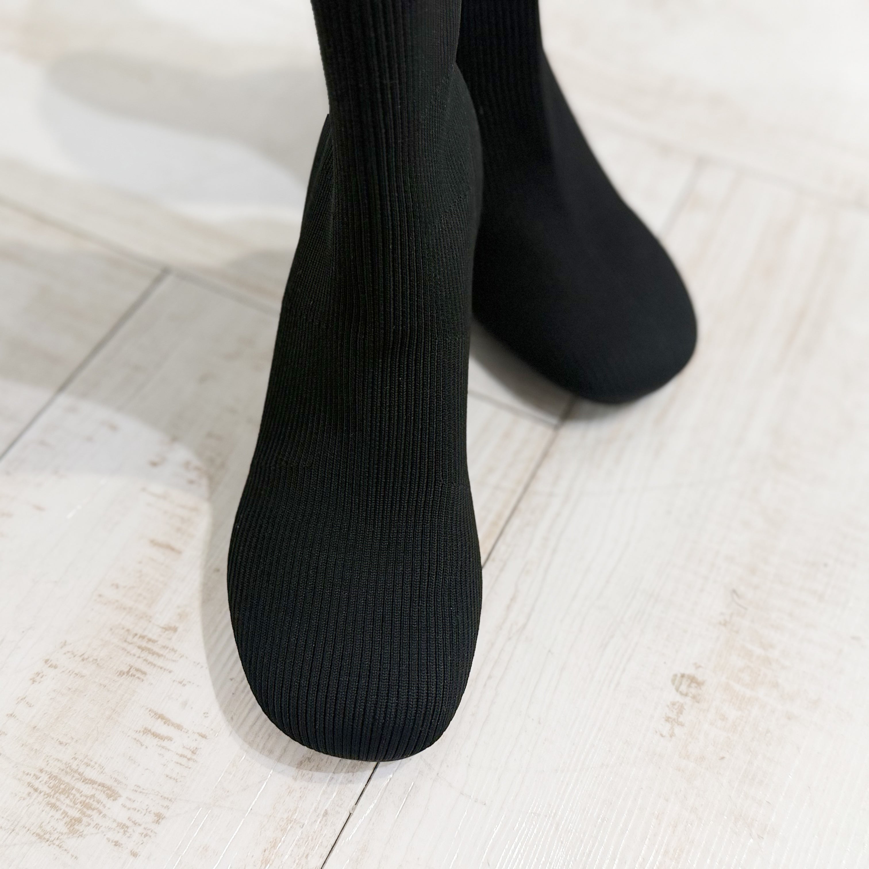 オブリークトゥ ブーツ【ブラック】