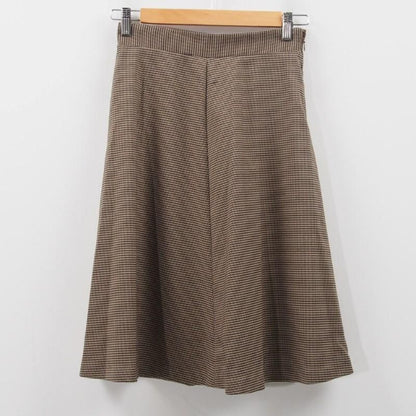 細かい千鳥格子柄フレアスカート