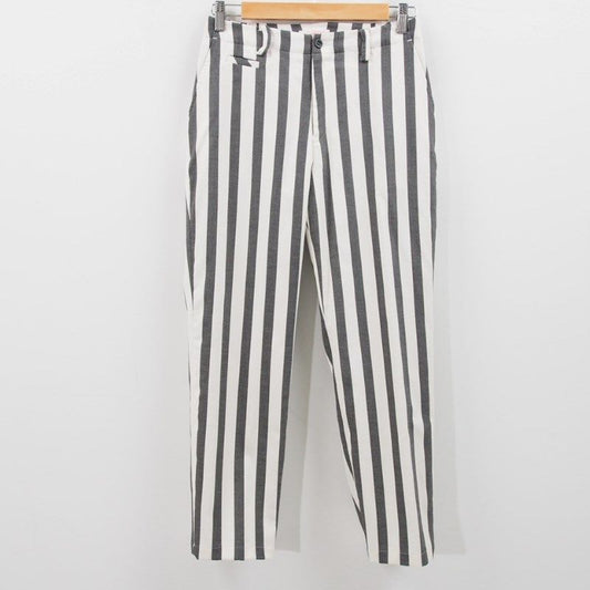 太めストライプストレートパンツ