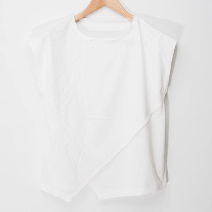 デザイン性の高いカットソー