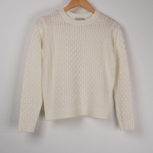 蜂の巣柄ケーブル編みニット