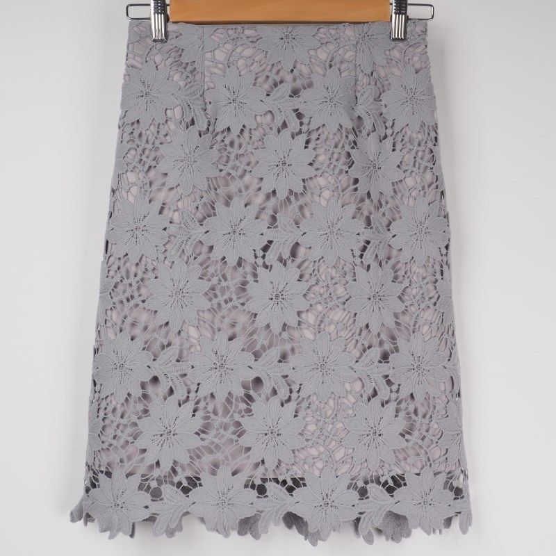 クロシェレースタイトスカート