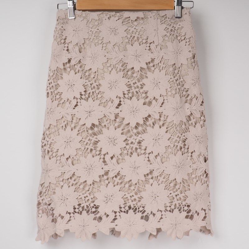 クロシェレースタイトスカート