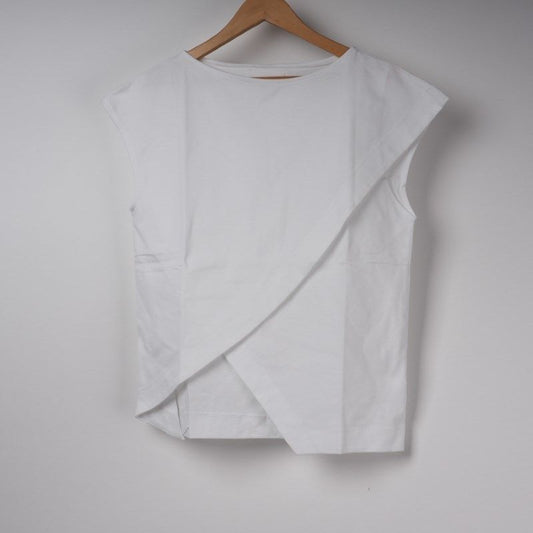 アシンメトリーデザインカットソー