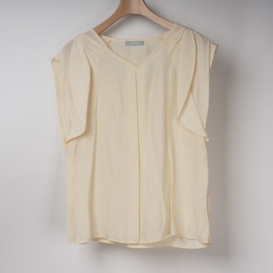 フレアデザインブラウス