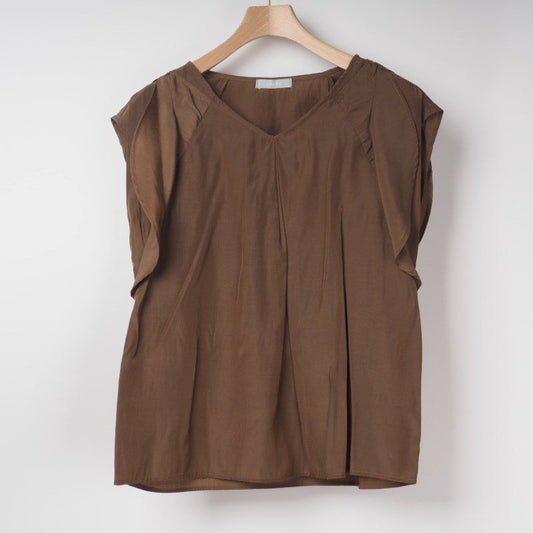 フレアデザインブラウス