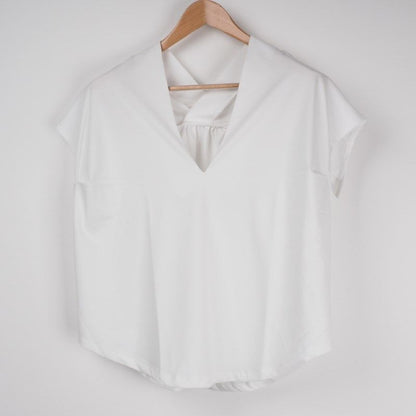 ギャザー入りバックVネックカットソー