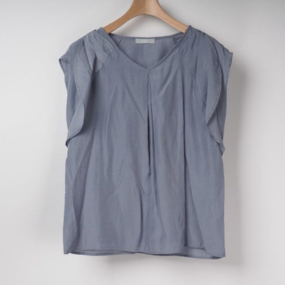 フレアデザインブラウス