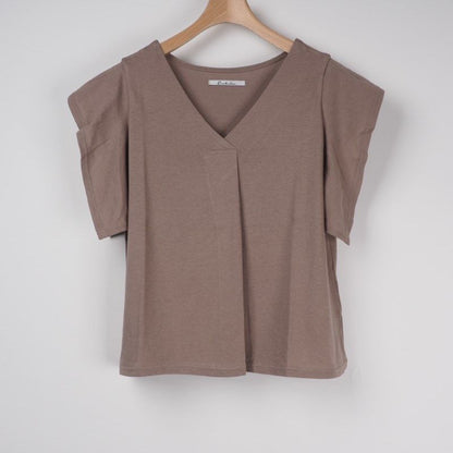 袖デザインVネックカットソー