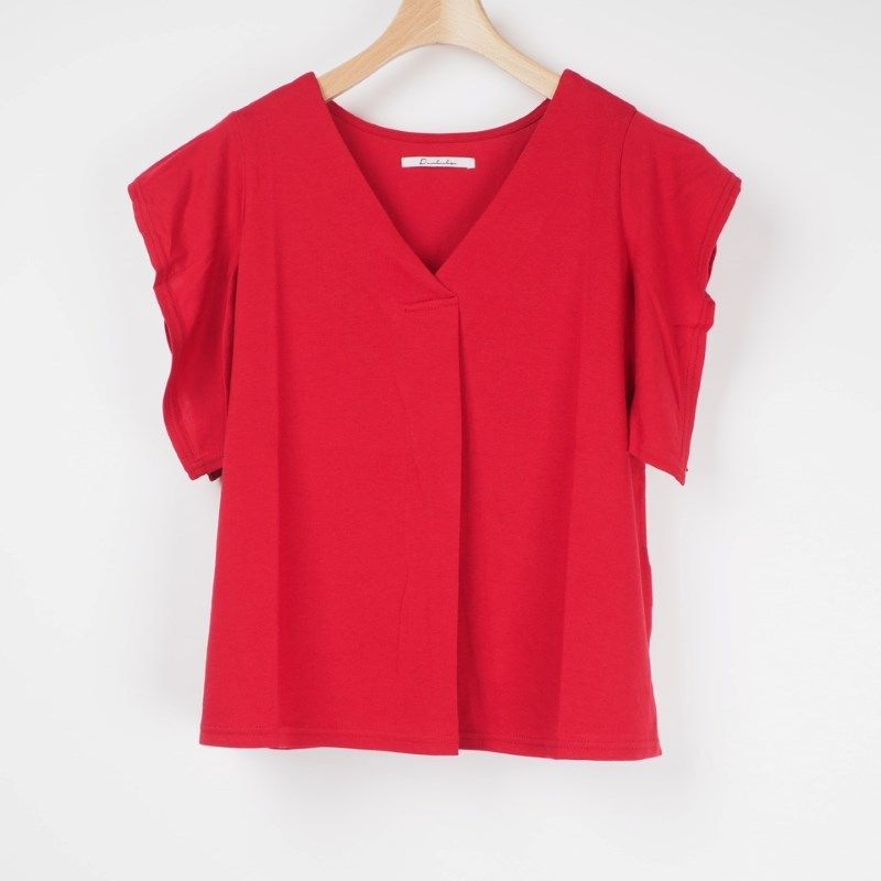 袖デザインVネックカットソー