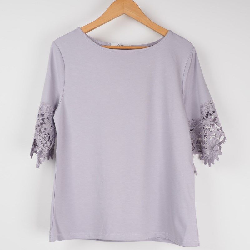 袖レースカットソー