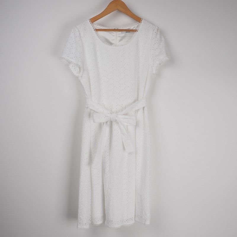 コットンレースワンピース