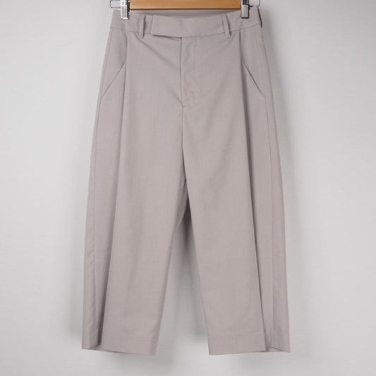 フロントタックワイドパンツ