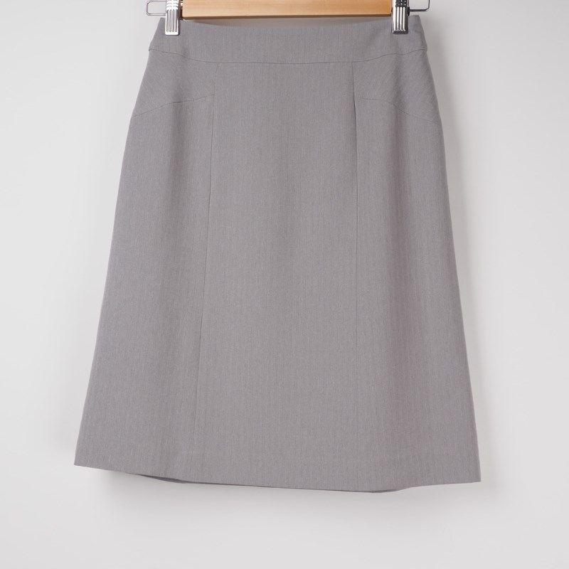 クールMAXヘリンボンストライプ台形スカート