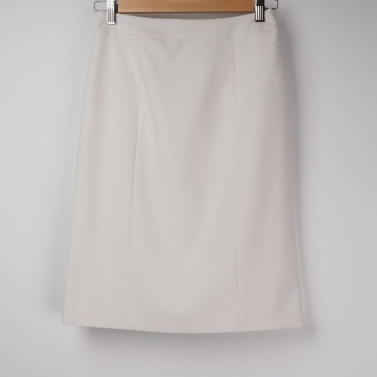 シンプルタイトスカート