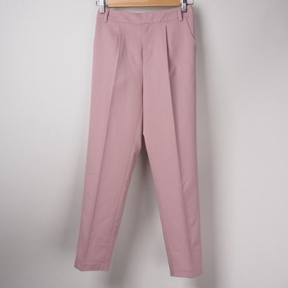 センタープレステーパードパンツ