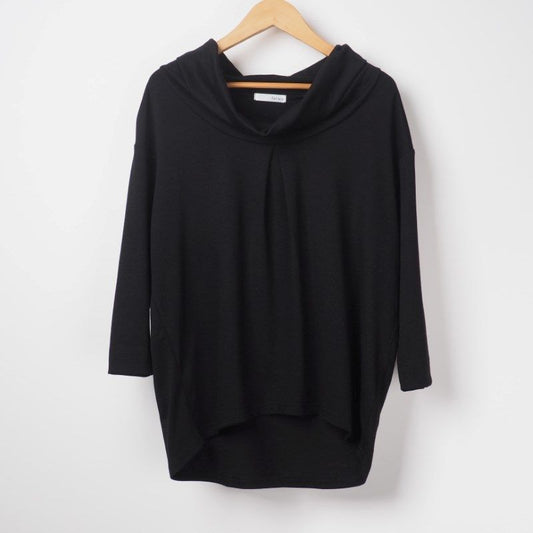 フロントタックオフタートルカットソー