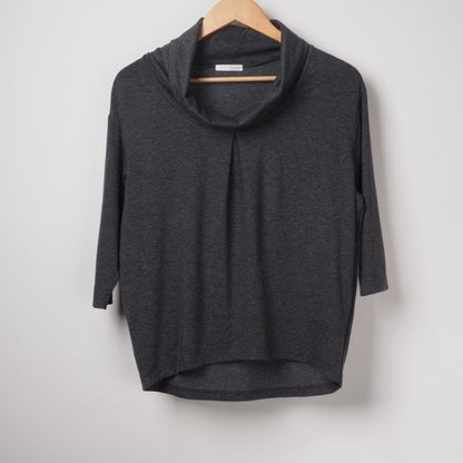 フロントタックオフタートルカットソー